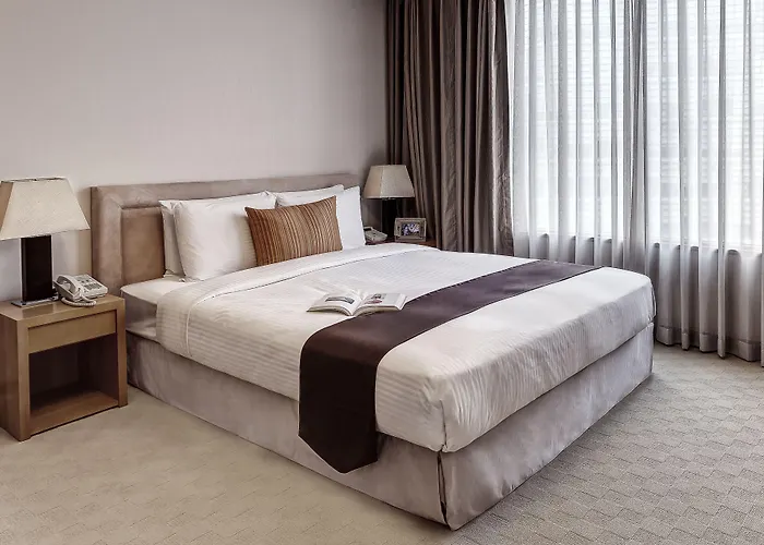 Somerset Palace Apartment